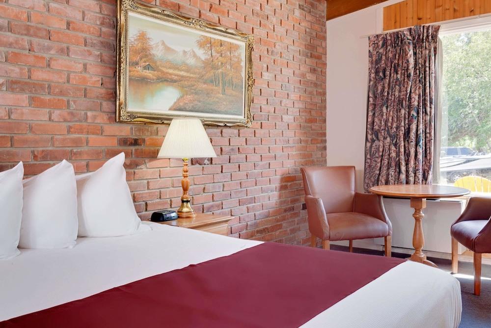 Ramada By Wyndham 1000 Islands Gananoque Ξενοδοχείο Εξωτερικό φωτογραφία